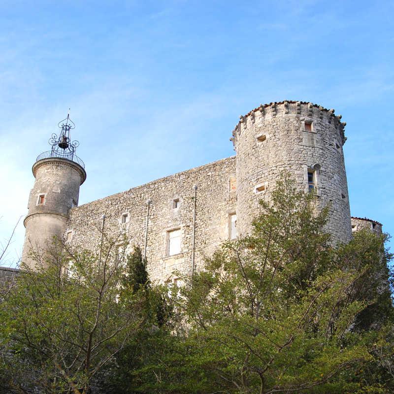Le château de Lussan