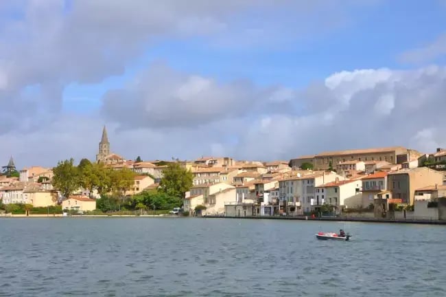 Bassin sur le canal du midi à Castelnaudary