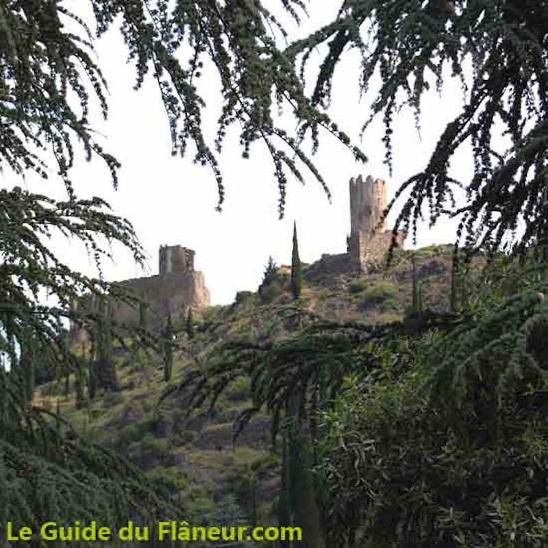 Randonnée pédestre à Lastours dans l'Aude