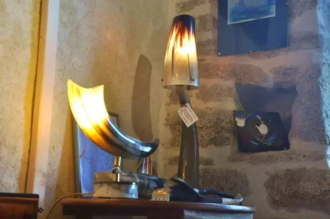 Lampes en corne
