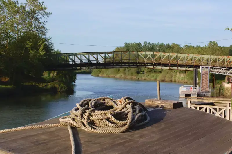 Le port de Guiche sur l'Adour