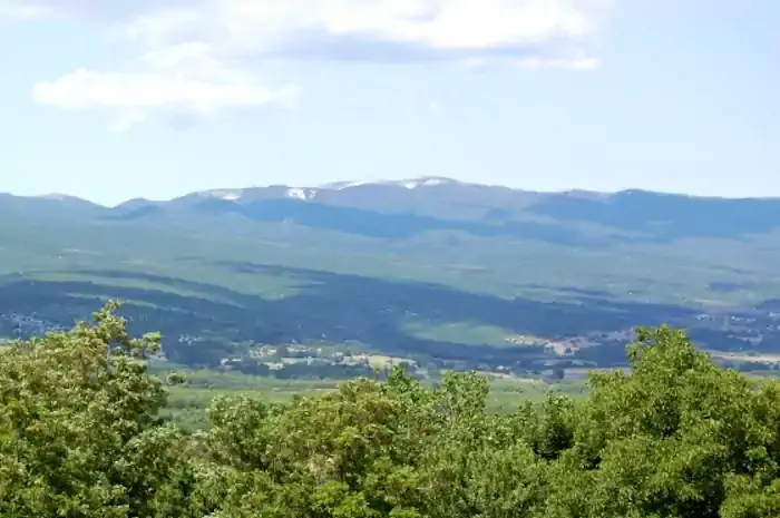 La montagne de Lure dans les Alpes-de-Haute-Provence