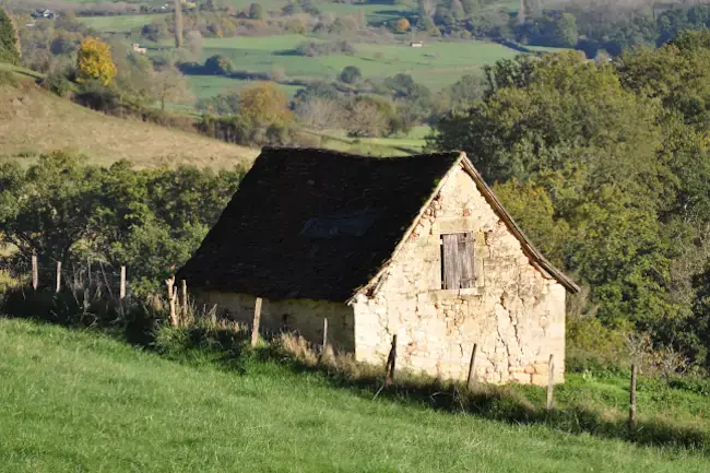 Petit patrimoine rural bâti à Ayen