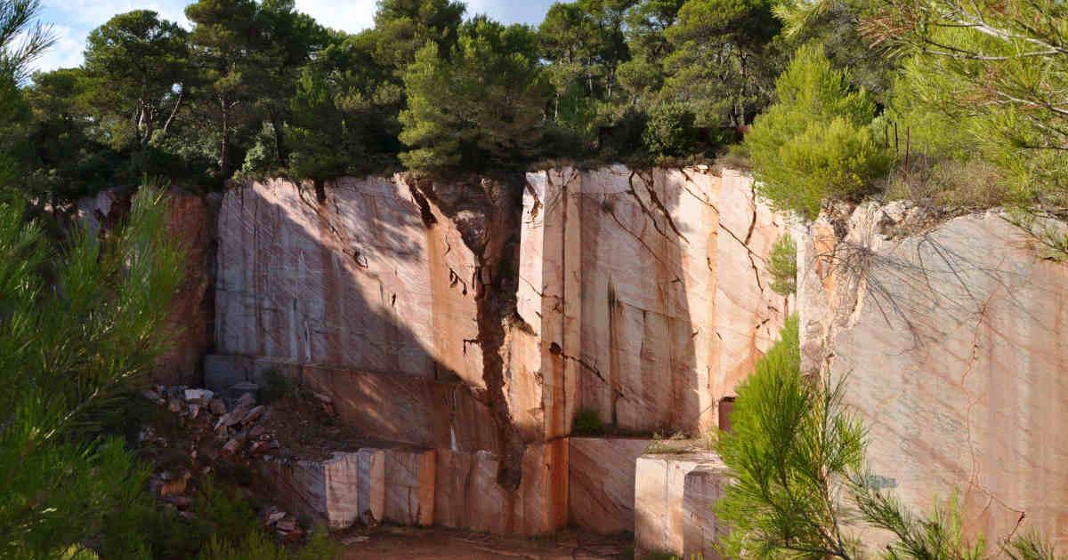 La randonnée pédestre à Caunes-Minervois dans l'Aude