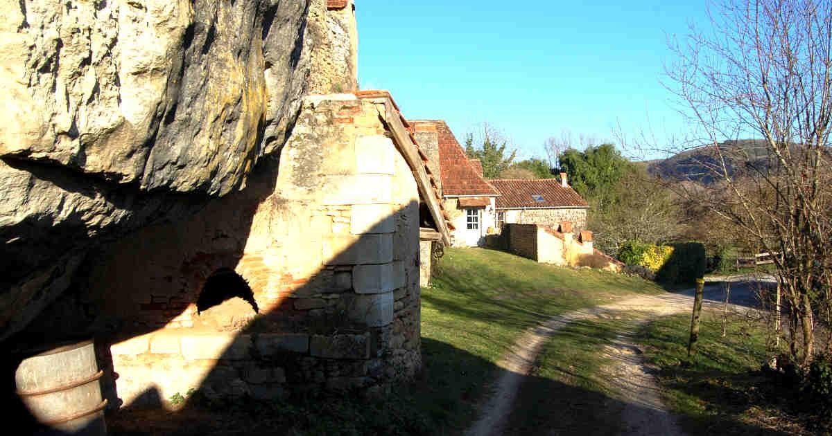 Randonnée pédestre des Eyzies en Dordogne