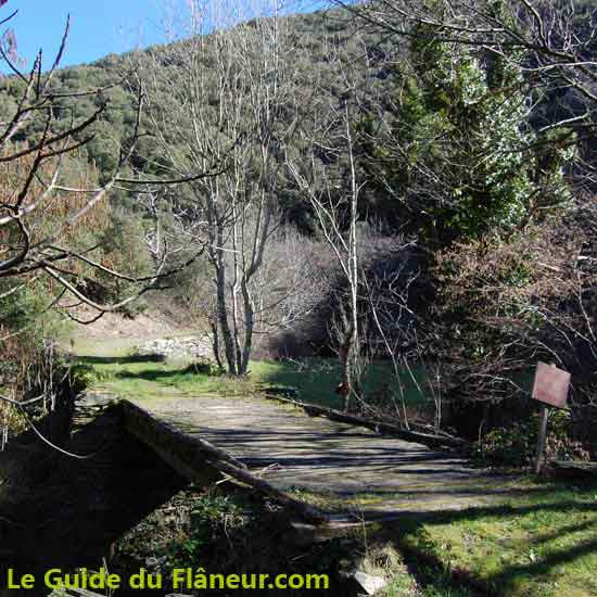 Pont sur le Rieutort à Roquefère