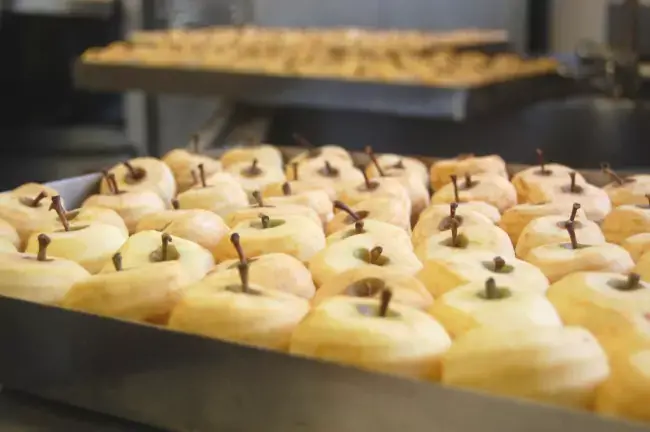 Séchage des pommes tapées
