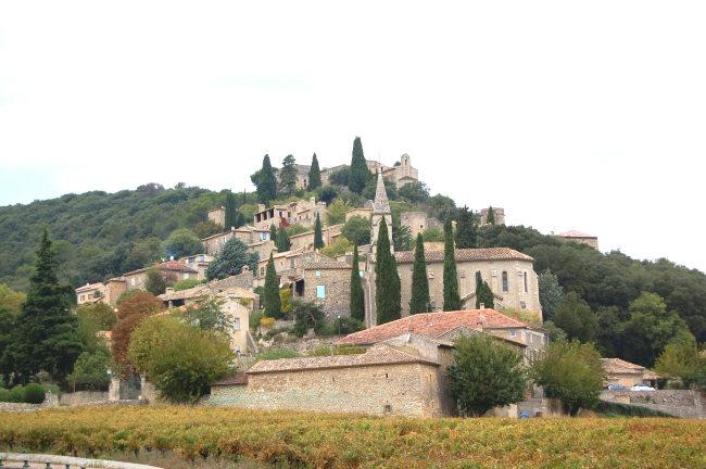 Le village de La-Roque-sur-Cèze