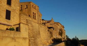 Visite du village de Castillon-du-Gard